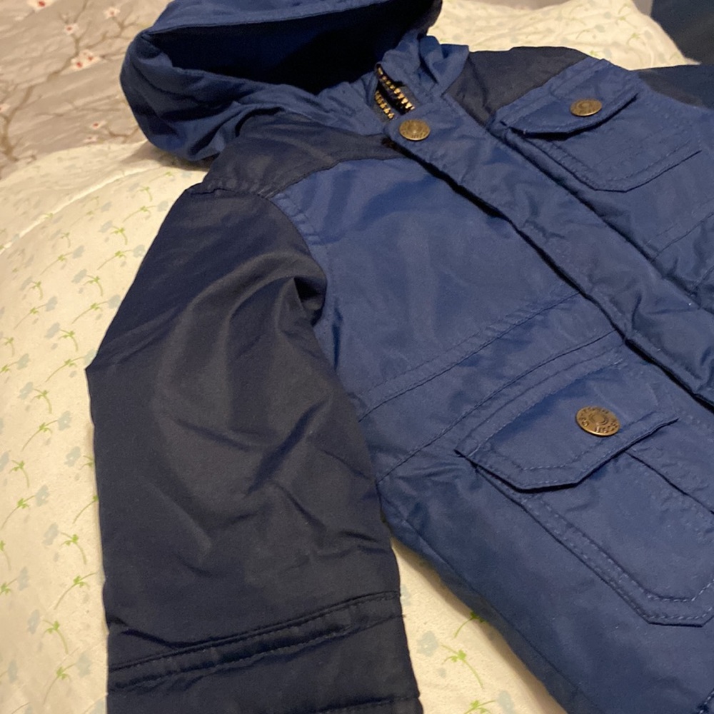 Oshkosh coat - Picture 3 of 4